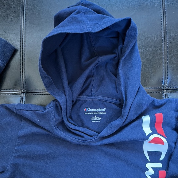 Champion athletic wear Tshirt hoodie - Picture 5 of 15